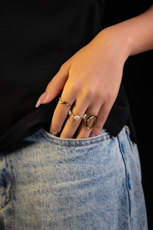 Bague femme Line Ring plaquée or 18 carats en acier inoxydable - Lumine Jewelry Maroc - Image 2