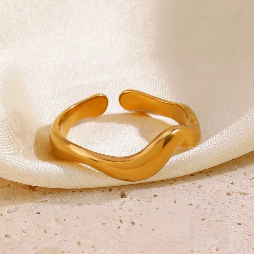 Bague femme Line Ring plaquée or 18 carats en acier inoxydable - Lumine Jewelry Maroc - Image 3