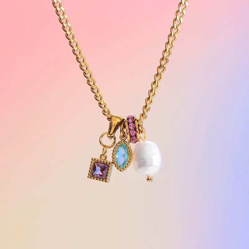 Collier femme JOLIE CHARMS NECKLACE plaqué or 18 carats en acier inoxydable - Lumine Jewelry Maroc - Image 3